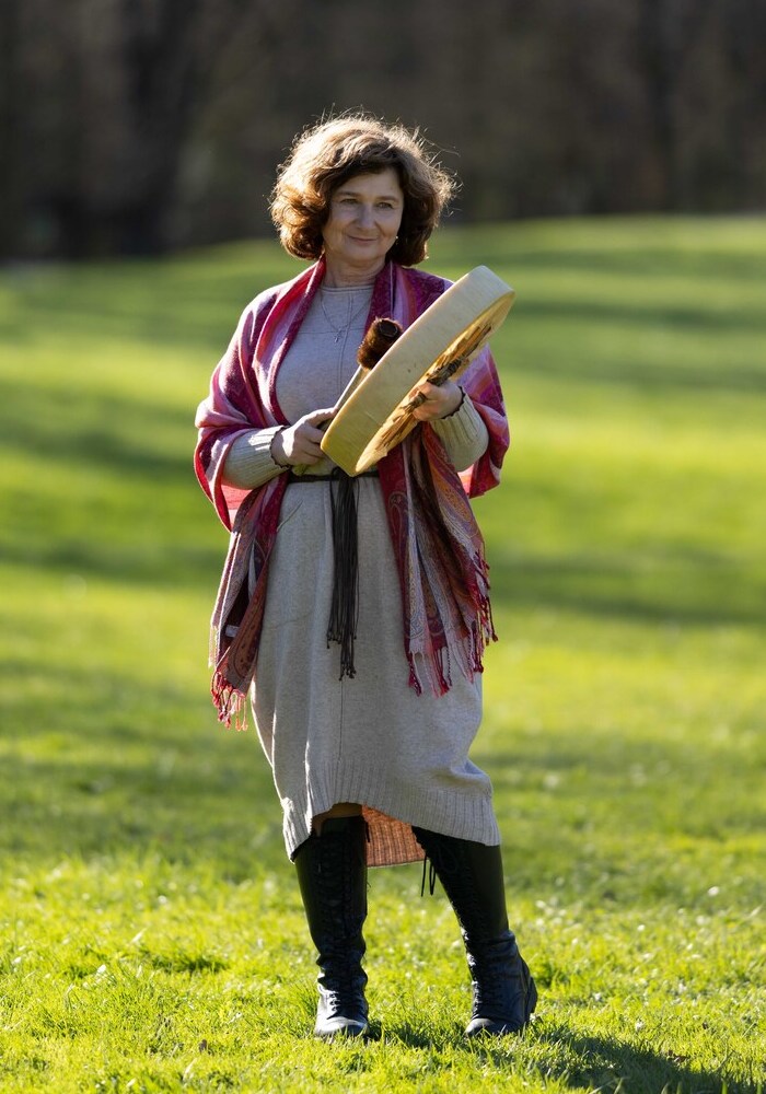 Angelja-šamanski boben